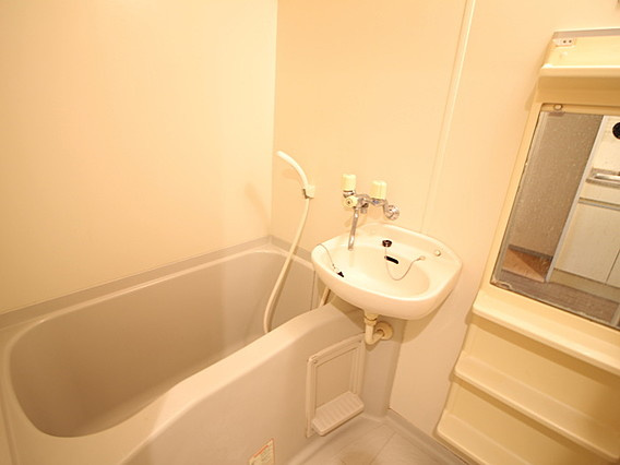 エスポワール本山の浴室