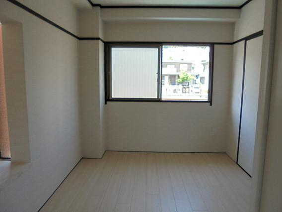 モンテカルロ本山の居間・リビング