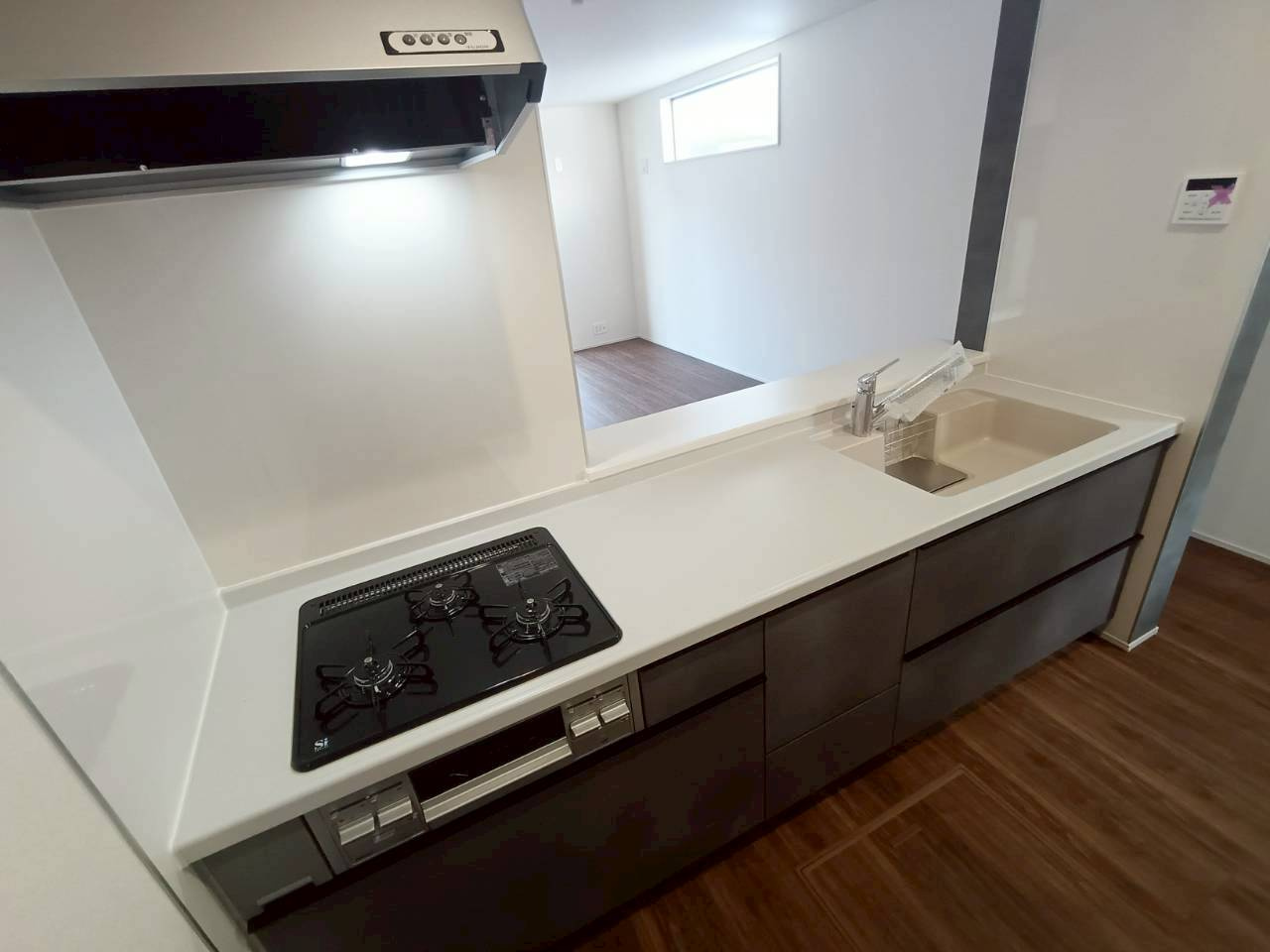 三郷市　鷹野4丁目　新築戸建　全6棟の居間・リビング|施工例です