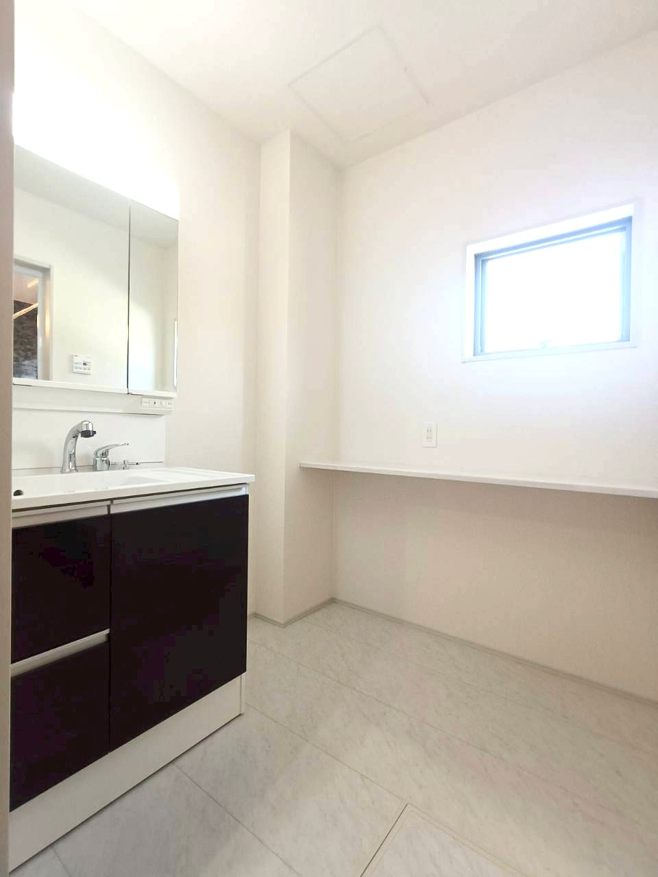 三郷市　鷹野4丁目　新築戸建　全6棟の洗面所|施工例です