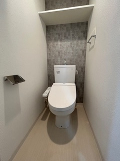 S-RESIDENCE江坂Eminenceのトイレ|ゆったりとした空間のトイレです