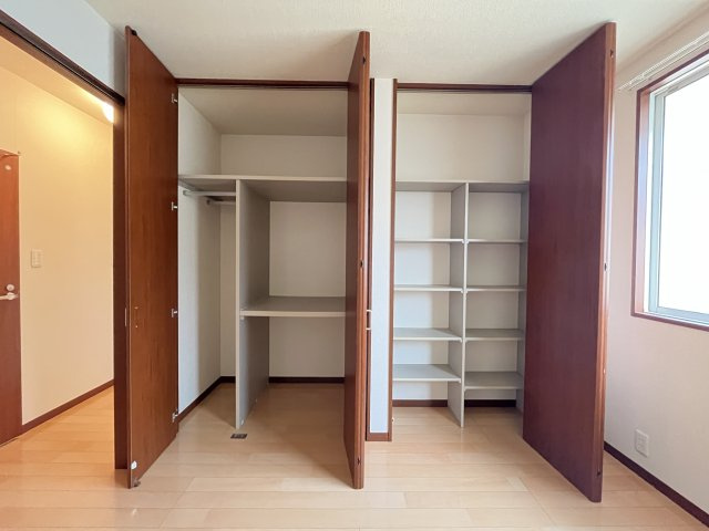 サウザンドタウンⅮの収納