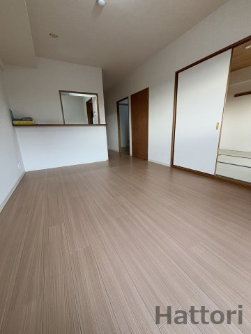 メゾンドール南千里の居間・リビング