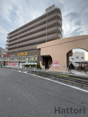 メゾンドール南千里の外観