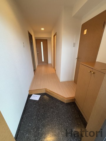 メゾンドール南千里の玄関