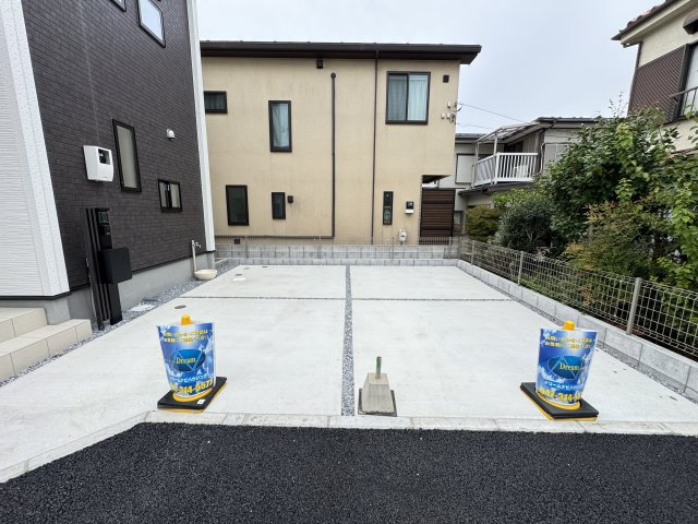 松戸市中和倉新築戸建（中和倉10期）の駐車場|1号棟駐車スペース・並列2台駐車可