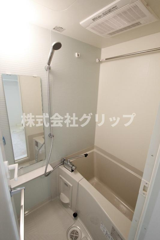 スパシエソリデ横浜鶴見の浴室