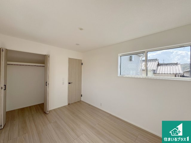 神戸市北区星和台　第24-1期　新築一戸建ての洋室|収納スペースが充実しているので子供の成長に合わせてたくさん収納ができます！家族構成に合わせた様々な活用ができる収納！