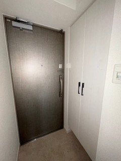 S-RESIDENCE江坂Eminenceの玄関|ゆったりとした玄関です