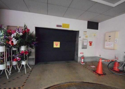 ヒューリック浅草一丁目の駐車場