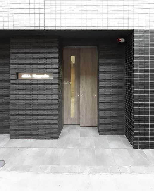 AXIA人形町のエントランス