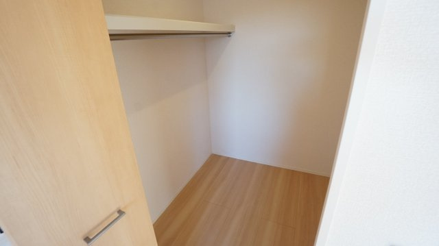 Serenvita east(ｾﾚｳｨｰﾀ ｲｰｽﾄ)の収納|イメージ