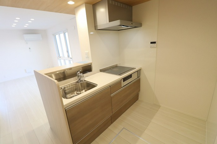 Serenvita east(ｾﾚｳｨｰﾀ ｲｰｽﾄ)のキッチン