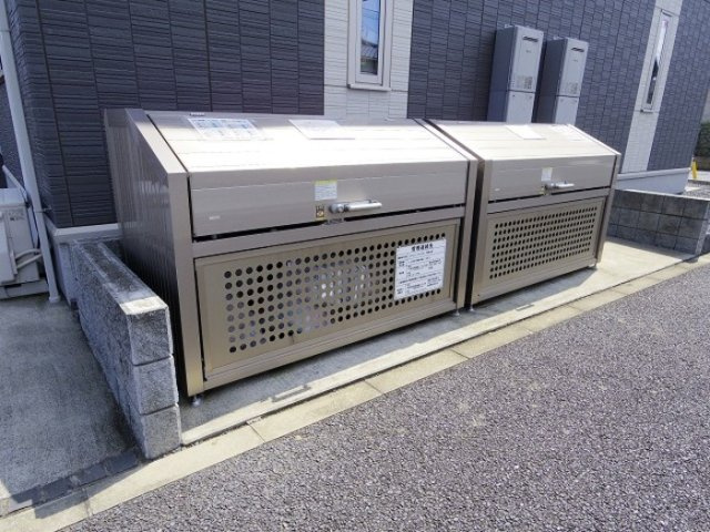 Always Friendly学園の森のその他共用部分|ゴミストッカー