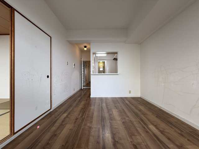 サンパレス21池田の内装