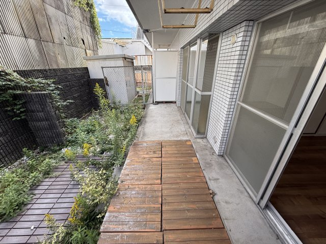 サンパレス21池田のバルコニー