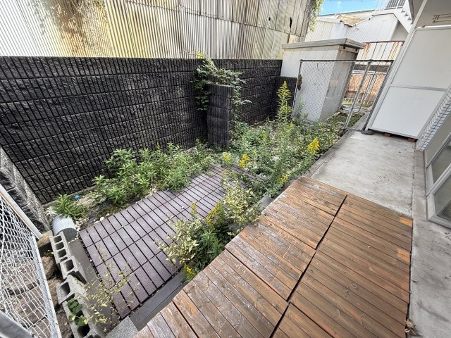 サンパレス21池田の庭