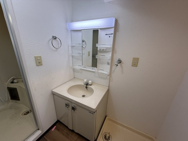 サンパレス21池田の独立洗面台