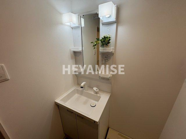 modern palazzo福田町A棟の洗面所|※室内画像は類似物件のもの