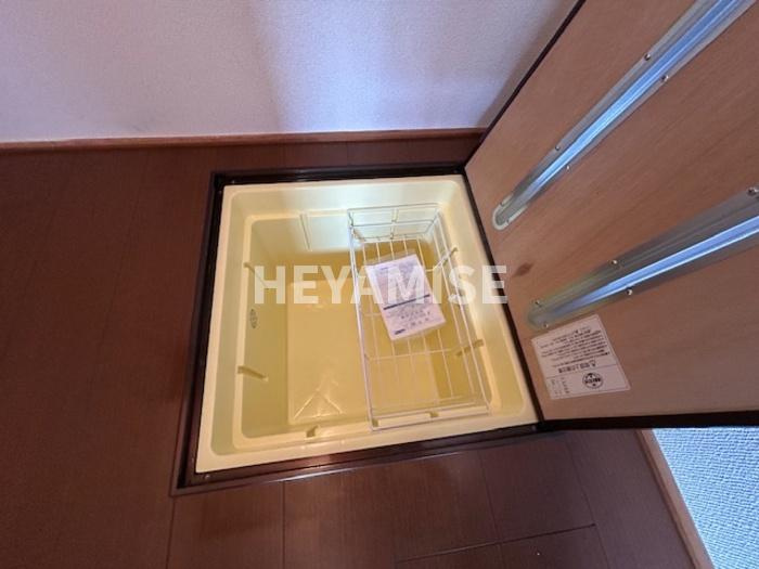 ボヌール三城の内装