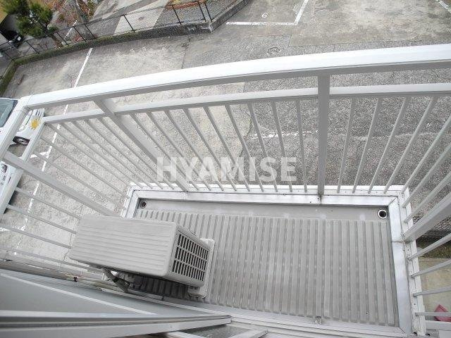 レジデンスオガタAのバルコニー