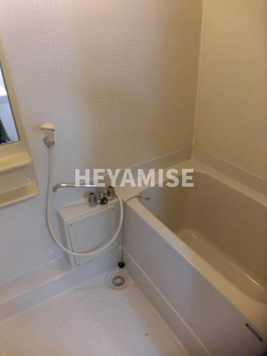 レジデンスIMAZU B棟の浴室