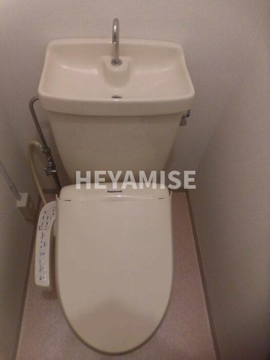 レジデンスIMAZU B棟のトイレ