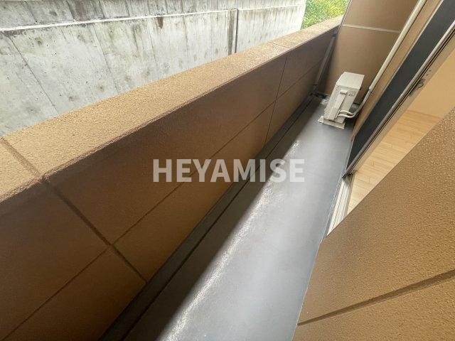 ラビリンス貝津のバルコニー|※室内画像は別号室のもの