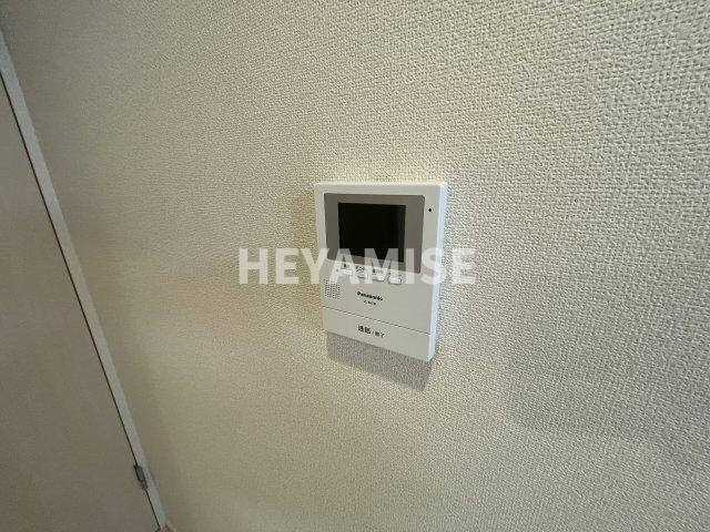 ラビリンス貝津のセキュリティ|※室内画像は別号室のもの