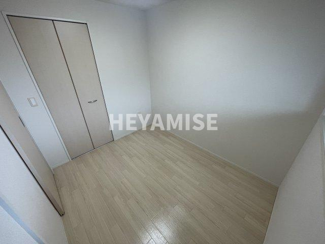 ラビリンス貝津の駐車場