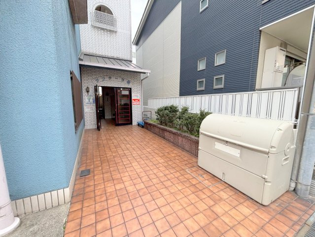 サンサーラ翁のエントランス