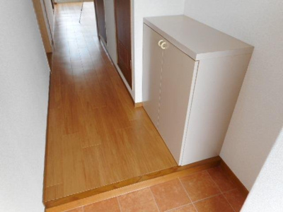 【玄関】 | メゾンネイティブピーチ | きれいな玄関です