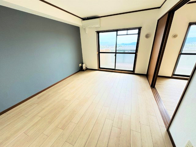 【居間・リビング】 | AZOOL A・B　◆満室稼働中◆