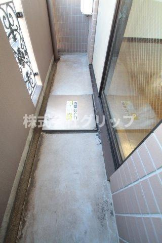 グリフィン横浜・高島町のバルコニー