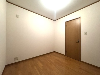 【洋室】 | 衣笠東御所ノ内町貸家