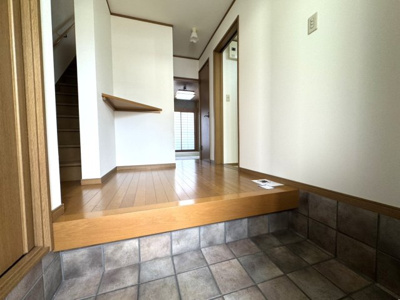 【玄関】 | 衣笠東御所ノ内町貸家