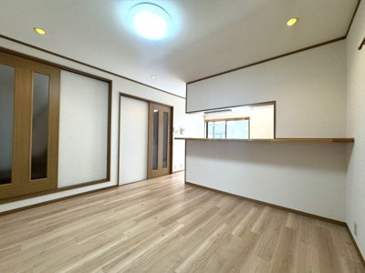 【居間・リビング】 | 衣笠東御所ノ内町貸家