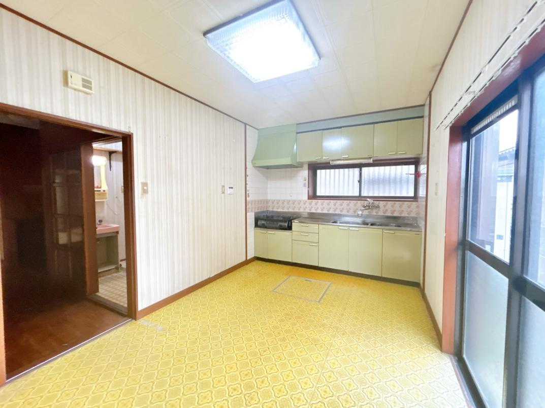 日立市台原町3丁目　中古戸建のキッチン