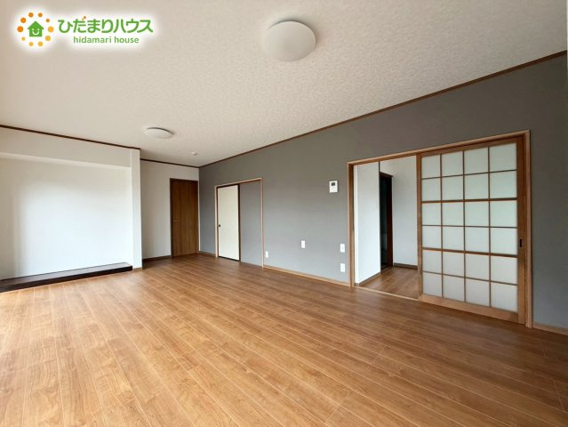 日立市台原町3丁目　中古戸建の居間・リビング|家族団らんの時間も増えそうなくつろぎのＬＤＫ☆