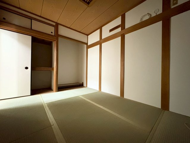 岡崎貸家の寝室