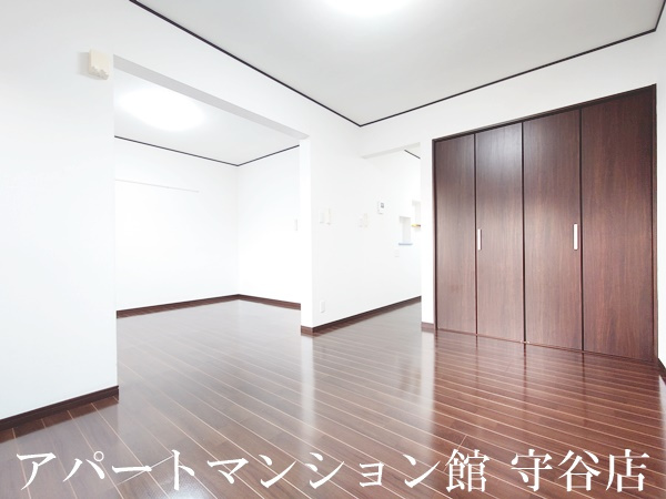 グラースの森Ⅱの居間・リビング