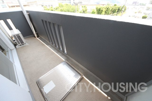 GRACY山城西のバルコニー