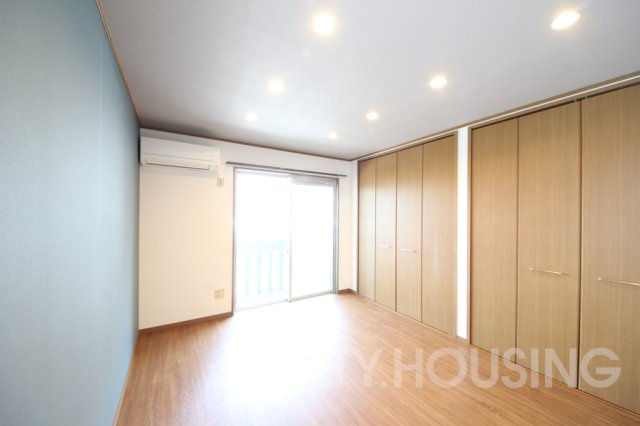 GRACY山城西の居間・リビング