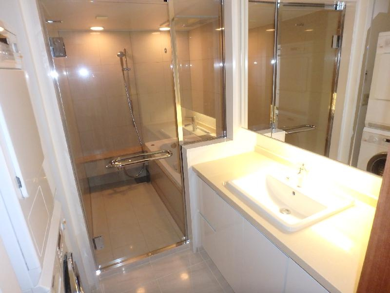 ソリオ宝塚西館の洗面所