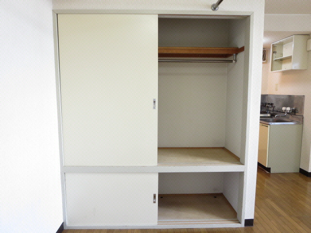 コスモスマンションの収納