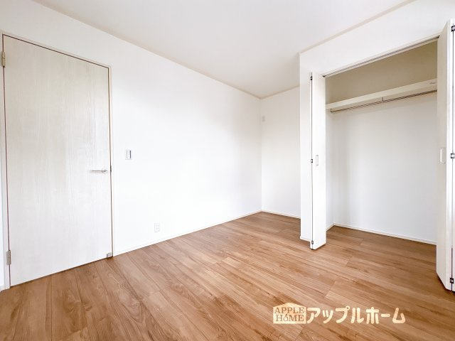 【新築戸建】東松山市石橋 全31区画の洋室|居室は全室収納あり！たっぷりある収納活用でお部屋もキレイを保てます♪