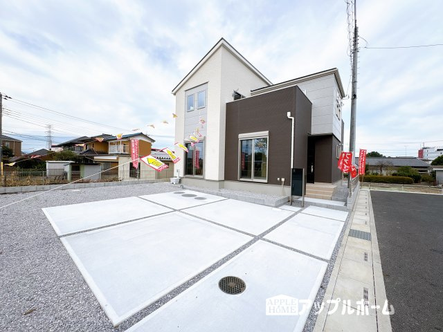 【新築戸建】東松山市石橋 全31区画の外観|駐車場は並列駐車２台分☆来客時も安心です♪セカンドカー用にもお使いいただけます。