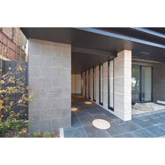 【エントランス】 | ワールドアイ大阪城EASTアドバンス | ゆとりのあるエントランスです