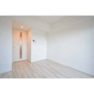 【居間・リビング】 | アドバンス大阪バレンシア | こちらの居間で趣味の時間をお楽しみください