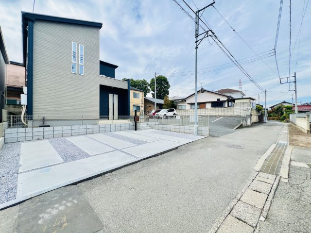 前橋市元総社の前面道路含む現地写真|車の通りも少なく駐車も楽々♪